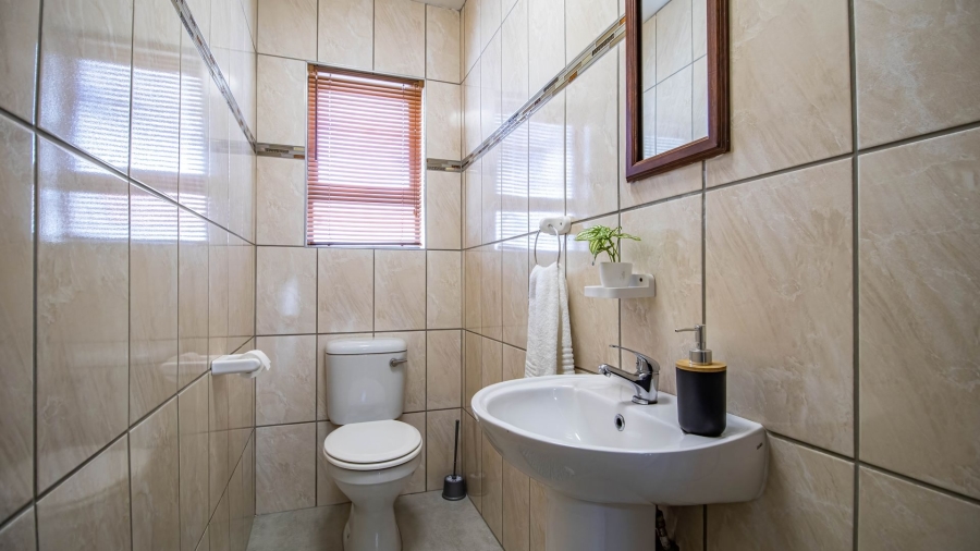 8 Bedroom Property for Sale in Port Owen Western Cape